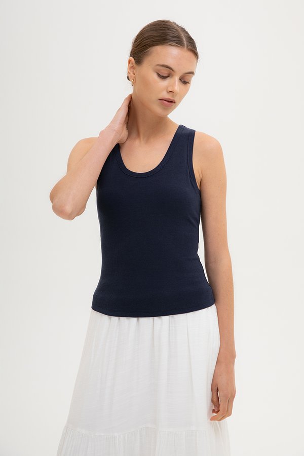 OLINA PADDED SCOOP NECK TANK TOP