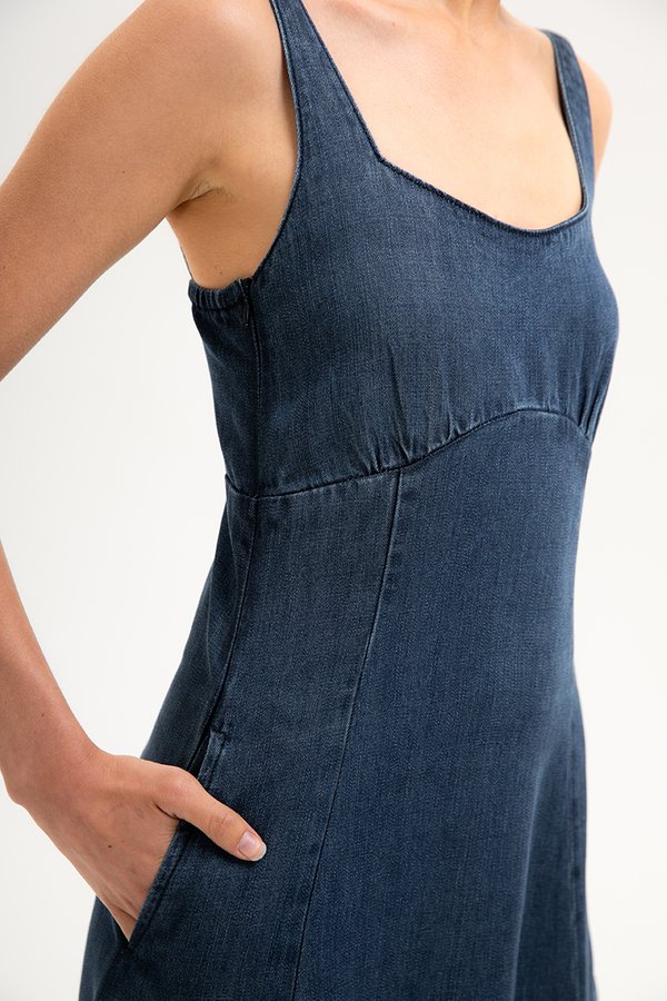 JANETTE DENIM MIDI DRESS (PETITE)