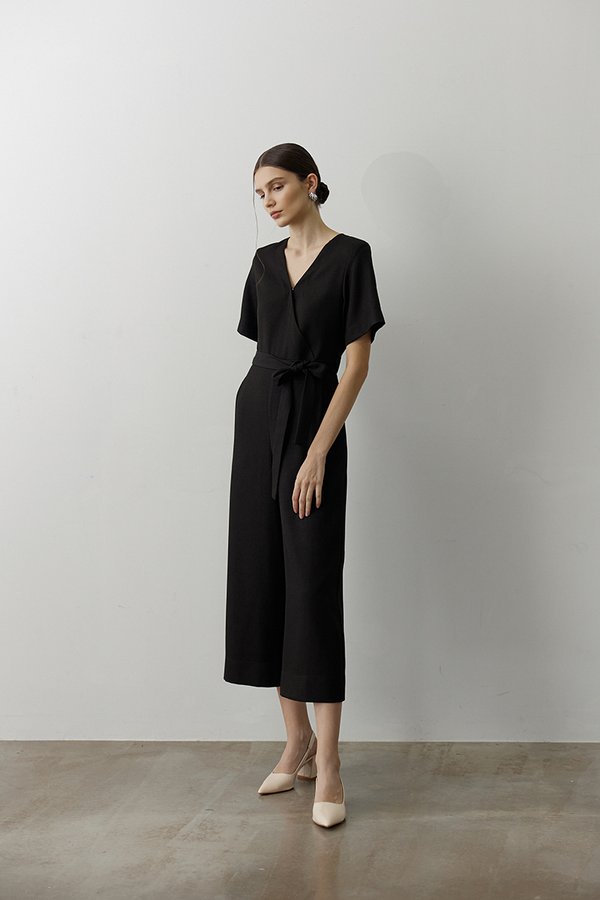 ABBIE TEXTURED JUMPSUIT W SASH