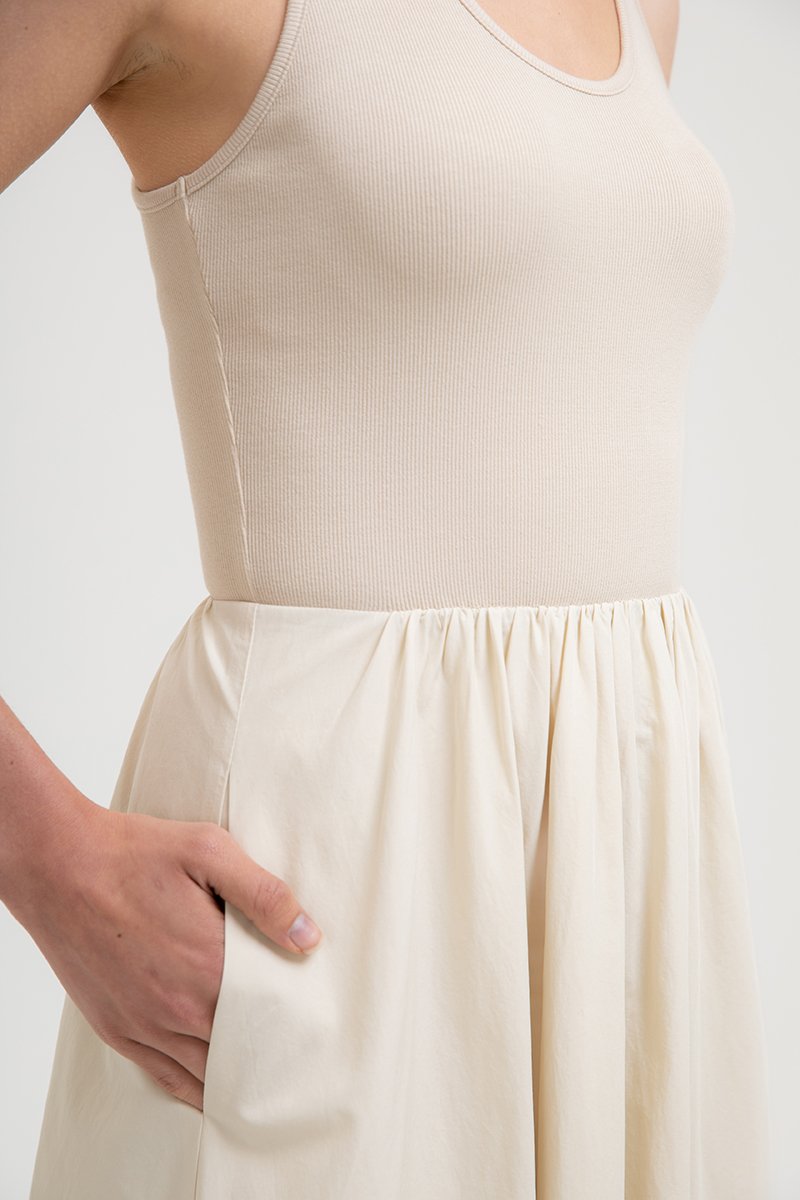 WENDY SCOOP NECK CONTRAST MIDI DRESS