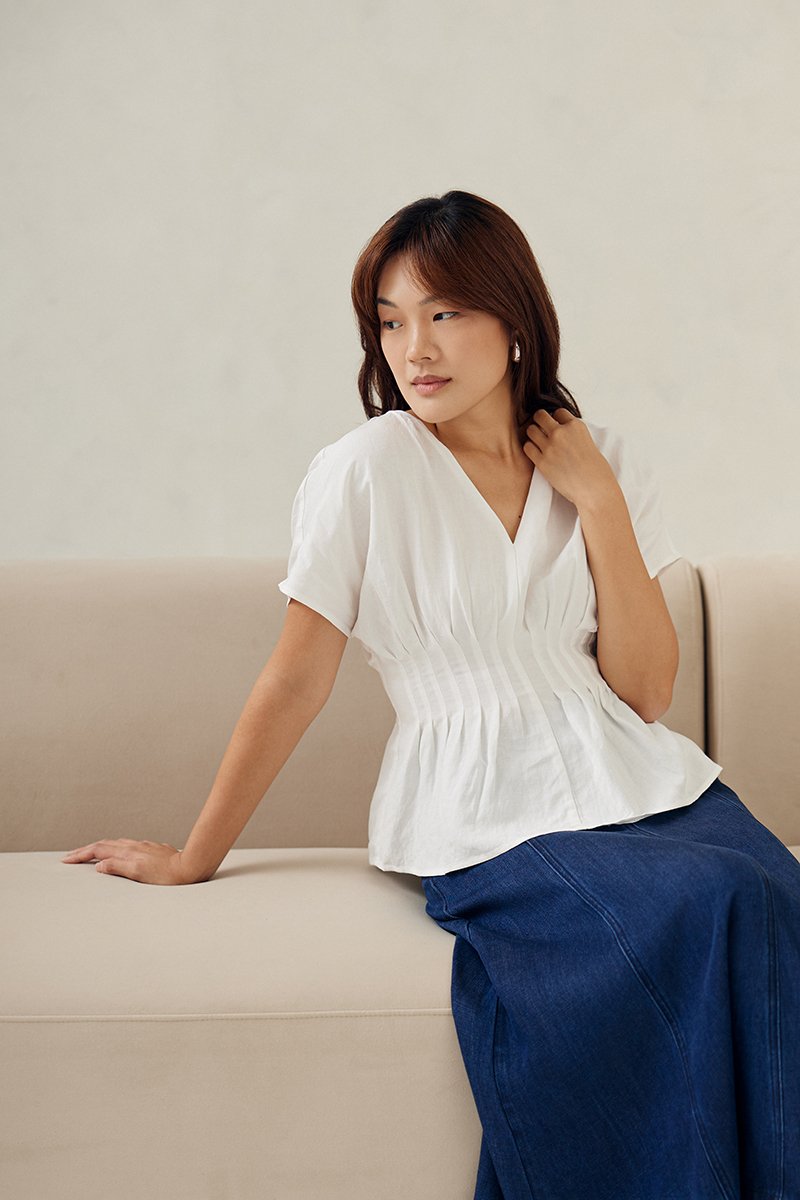 ANIKA PIN TUCK LINEN TOP