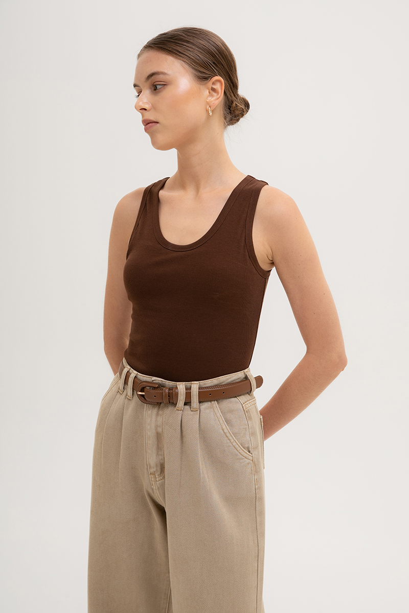 OLINA PADDED SCOOP NECK TANK TOP