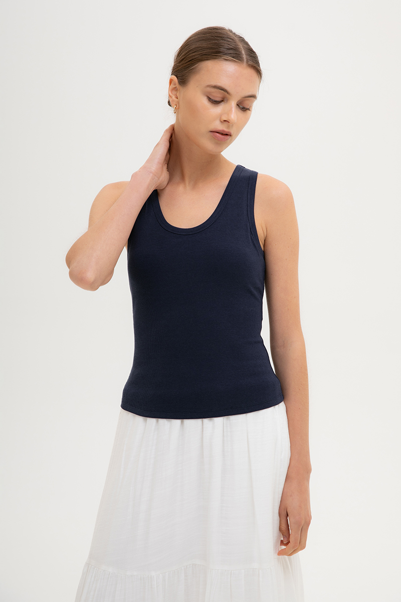 OLINA PADDED SCOOP NECK TANK TOP
