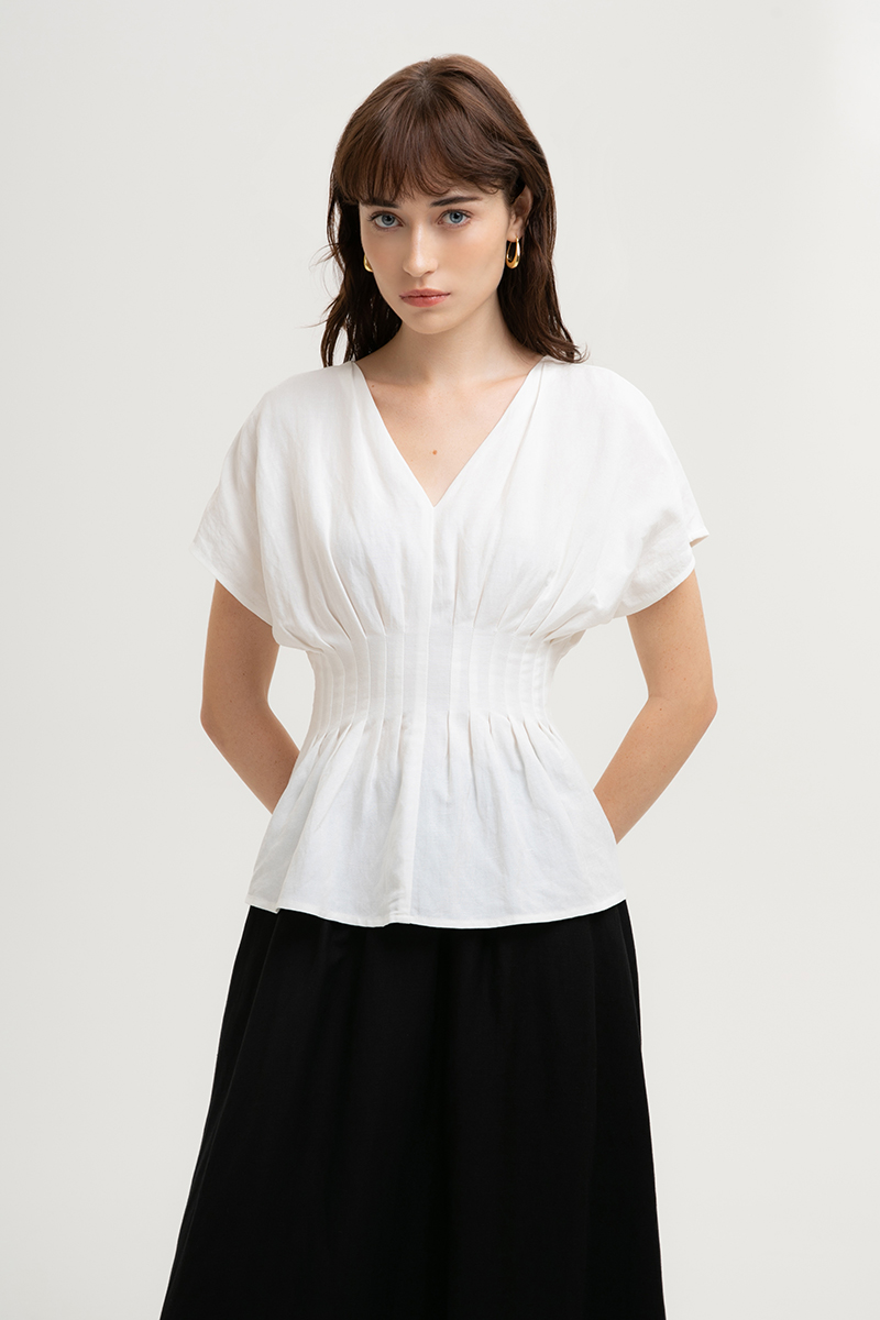 ANIKA PIN TUCK LINEN TOP