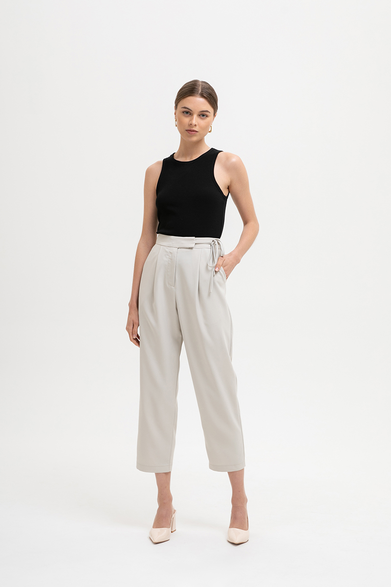 GAYLE TIE WAIST TAPERED PANTS