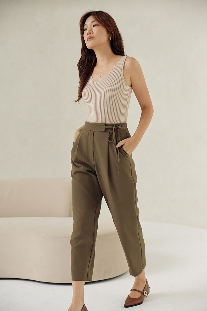 GAYLE TIE WAIST TAPERED PANTS