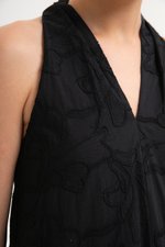 KALYSSA EMBROIDERED HALTER DRESS KALYSSA EMBROIDERED HALTER DRESS