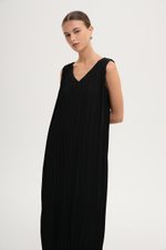 CLAUDIA PLEATED MAXI DRESS