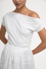 *BACKORDER 2* SAMIRA ASYMMETRIC RUCHED MODAL TEE