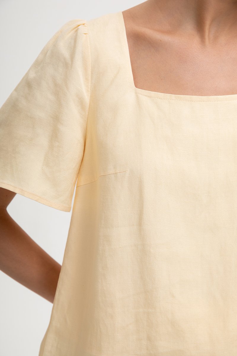 KANDY FLUTTER SLEEVE LINEN TOP
