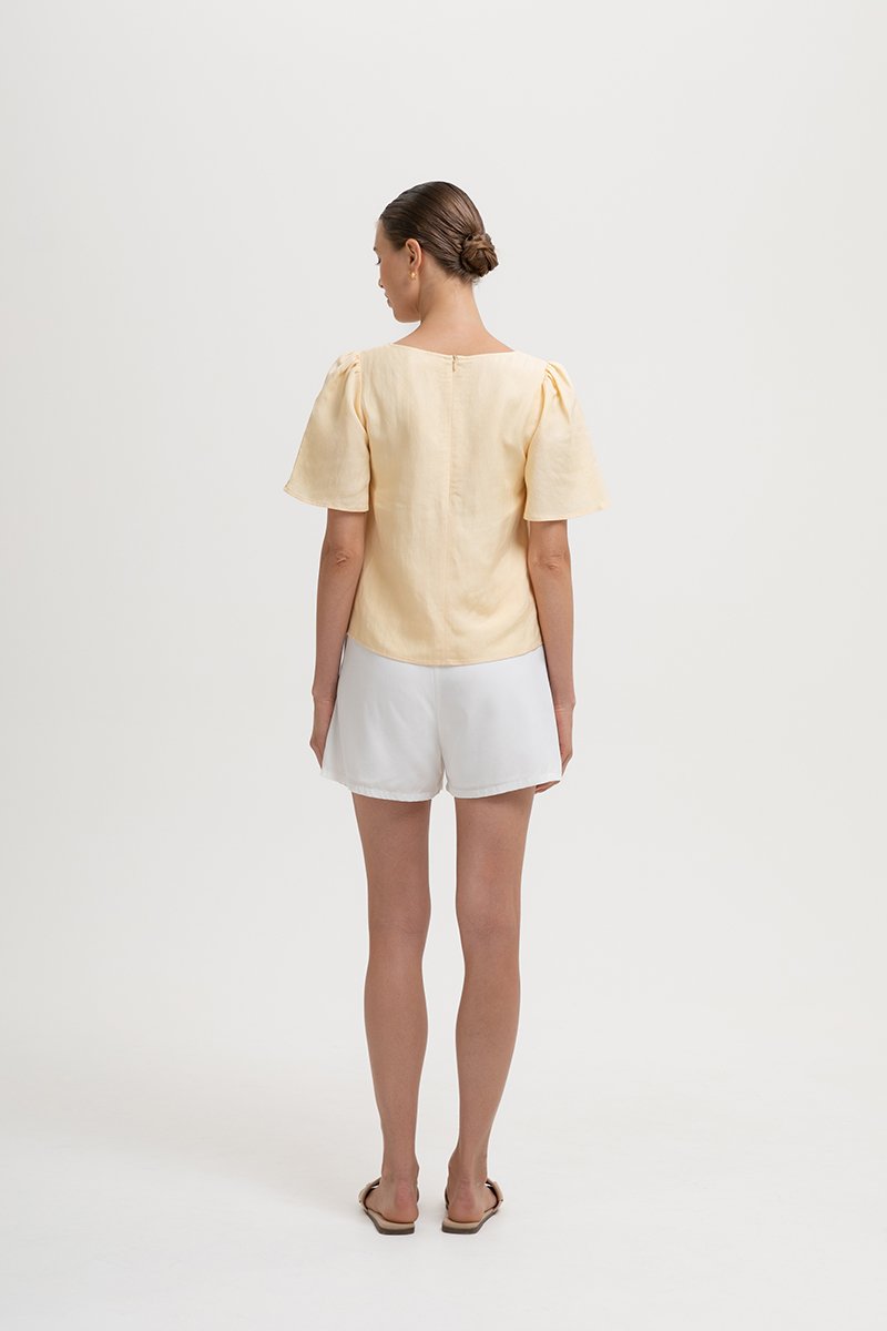 KANDY FLUTTER SLEEVE LINEN TOP