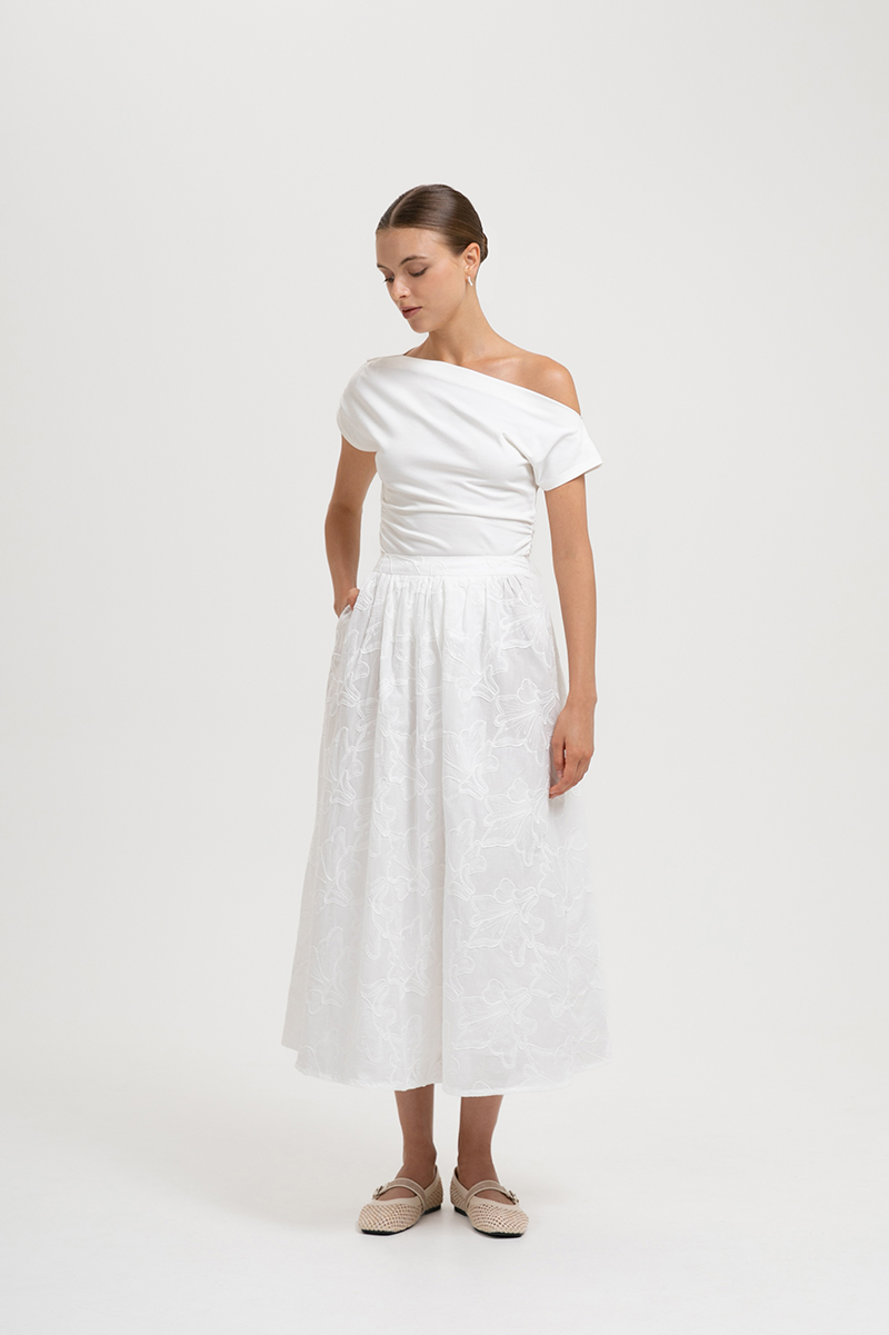SAMIRA ASYMMETRIC RUCHED MODAL TEE