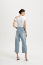 ANDI STRAIGHT LEG JEANS (PETITE) ANDI STRAIGHT LEG JEANS (PETITE)