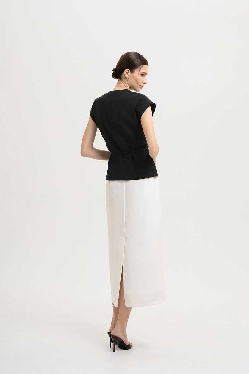 *BACKORDER* VANYA WRAP TOP W/ SASH