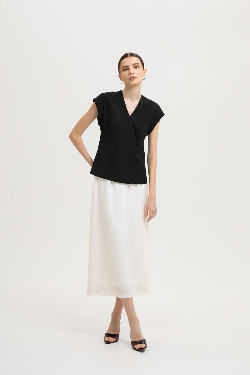 *BACKORDER* VANYA WRAP TOP W/ SASH