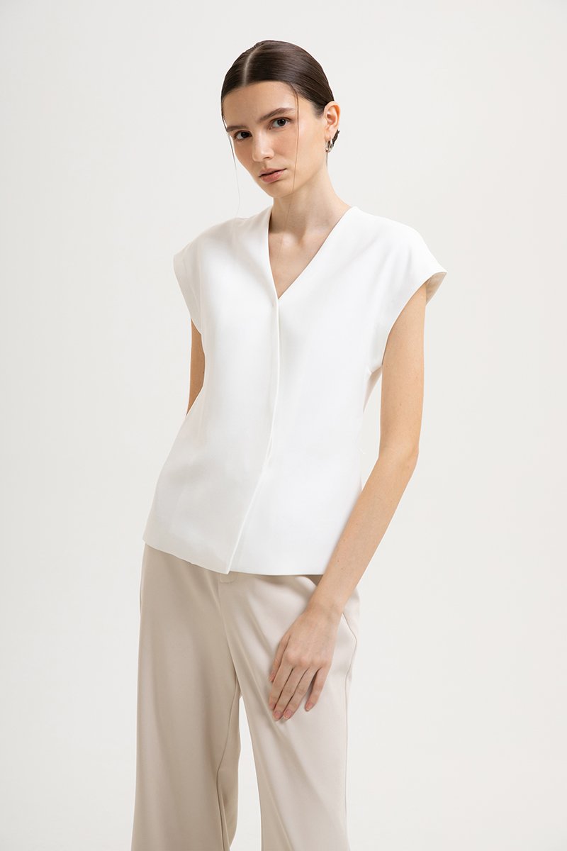 *BACKORDER* VANYA WRAP TOP W/ SASH