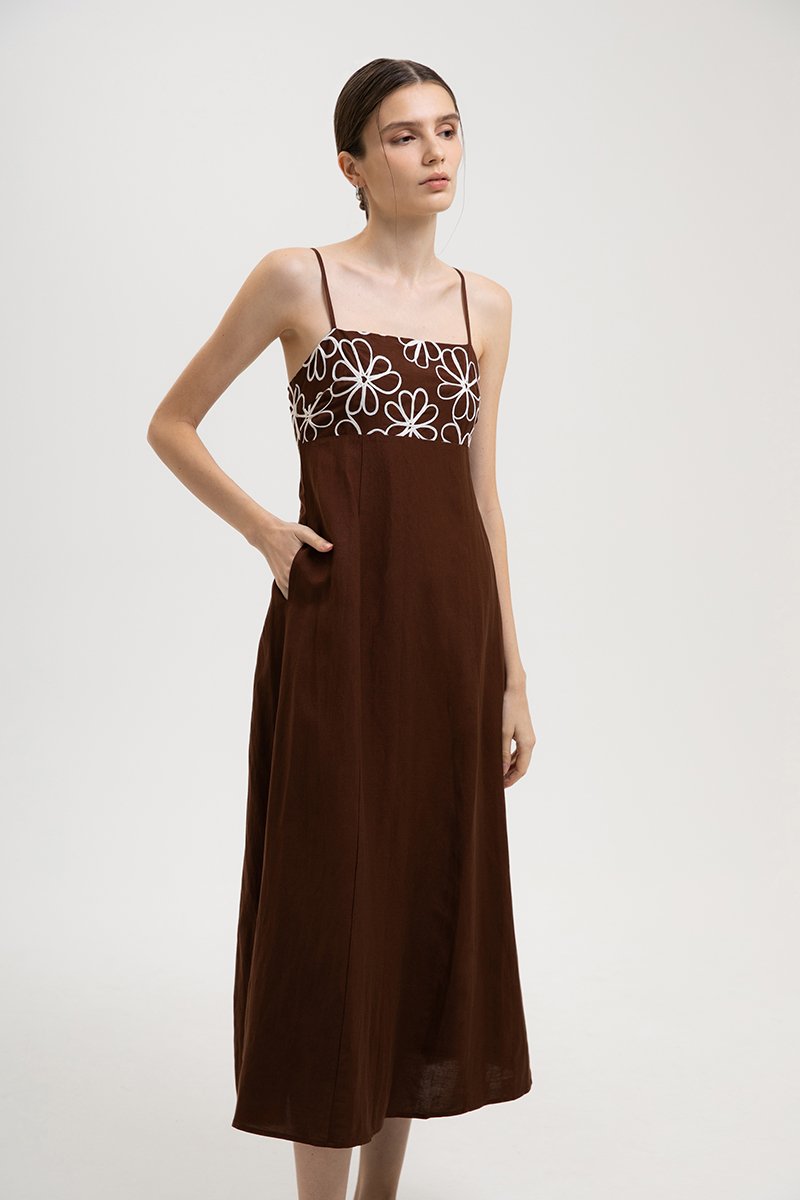 IRISA CONTRAST FLORAL EMBROIDERY MAXI LINEN DRESS