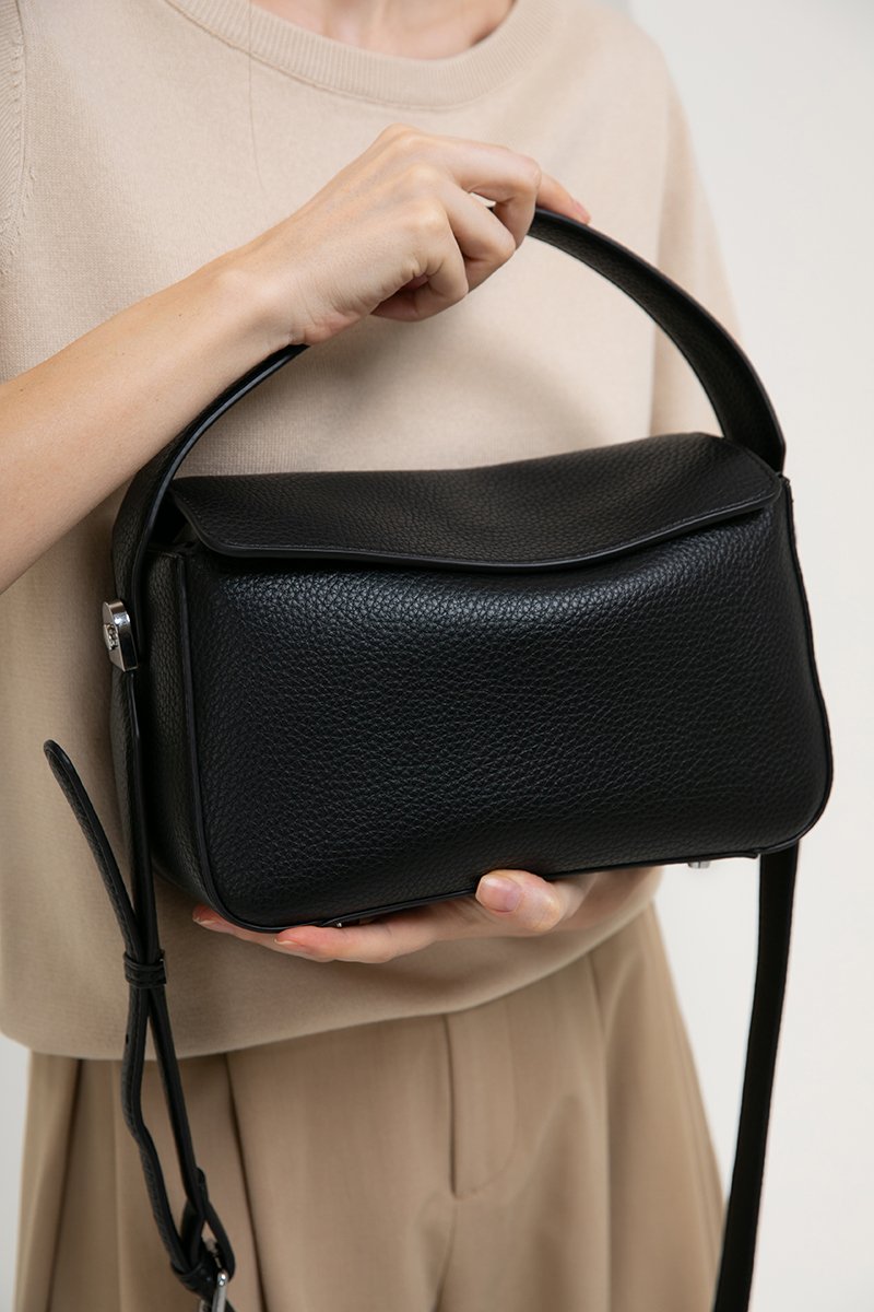 BECKIE SHOULDER BAG