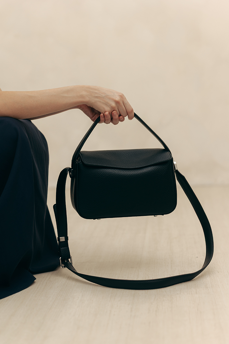 BECKIE SHOULDER BAG