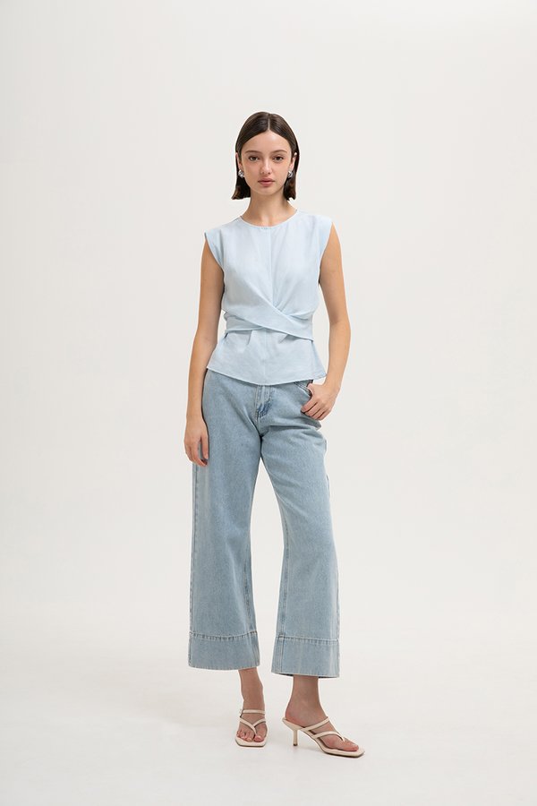 RIANNA CROSS FRONT WAIST TOP