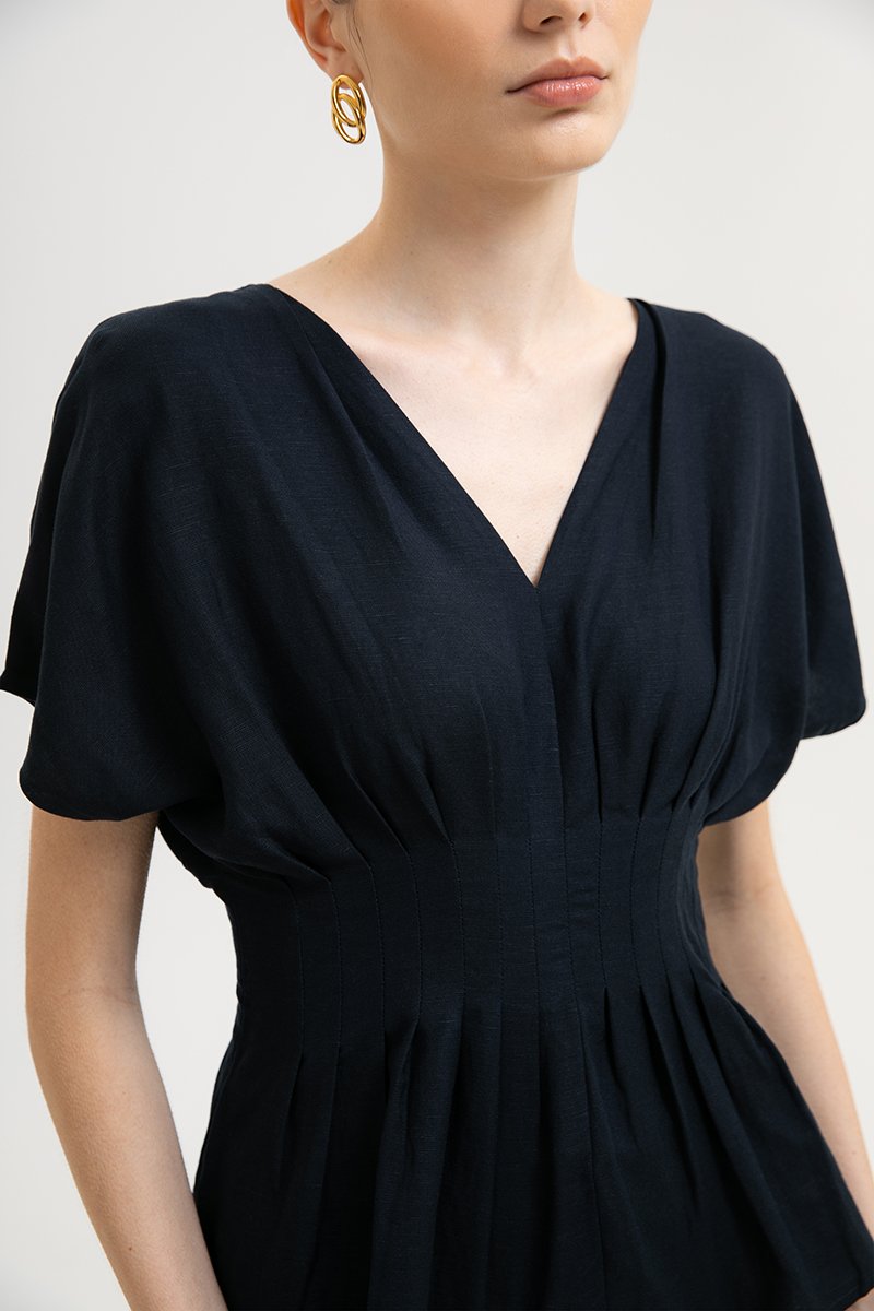 ANIKA PIN TUCK LINEN TOP