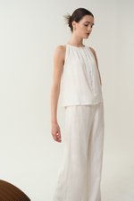 CARLYN BUTTONDOWN MUSLIN TOP CARLYN BUTTONDOWN MUSLIN TOP