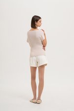 RACHAEL OFF SHOULDER TEE RACHAEL OFF SHOULDER TEE