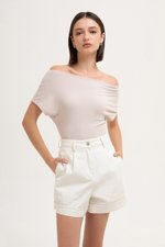 RACHAEL OFF SHOULDER TEE RACHAEL OFF SHOULDER TEE