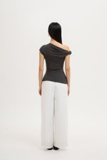 VIKKI ASYMMETRIC TWIST OFF SHOULDER TOP