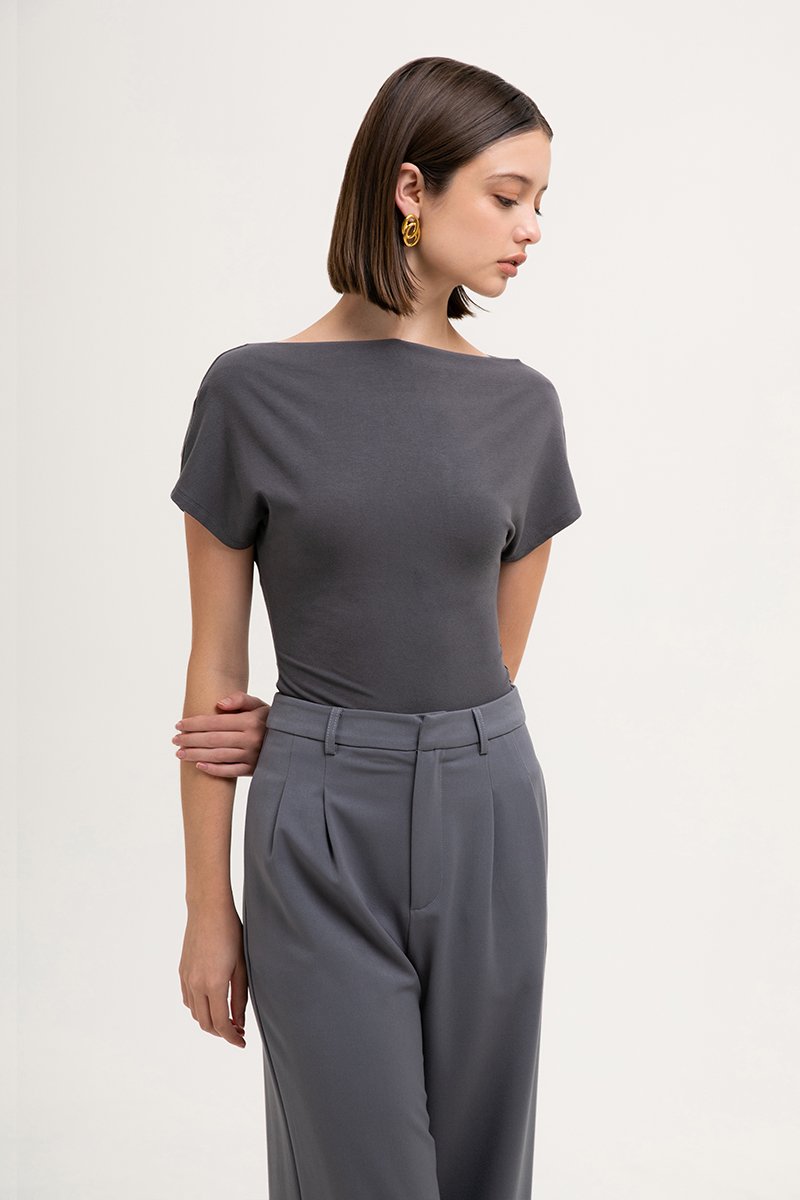 RACHAEL OFF SHOULDER TEE