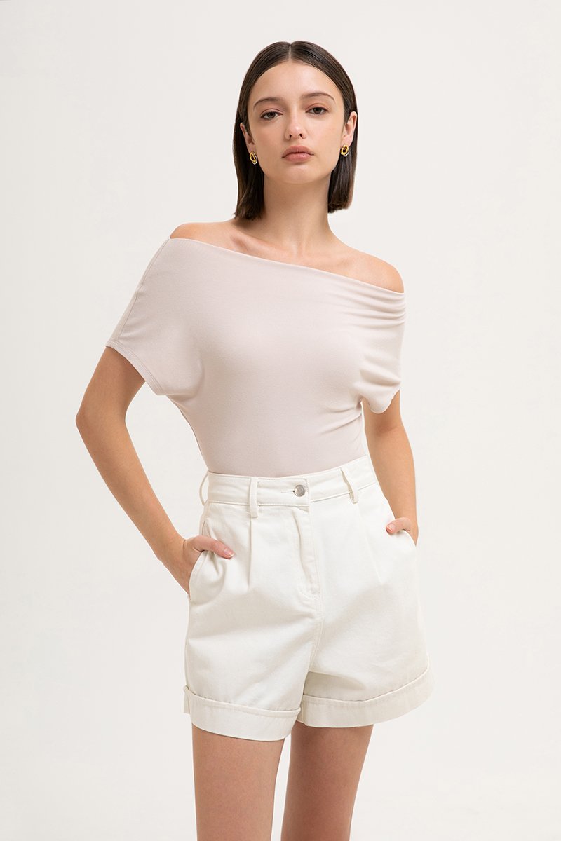 RACHAEL OFF SHOULDER TEE