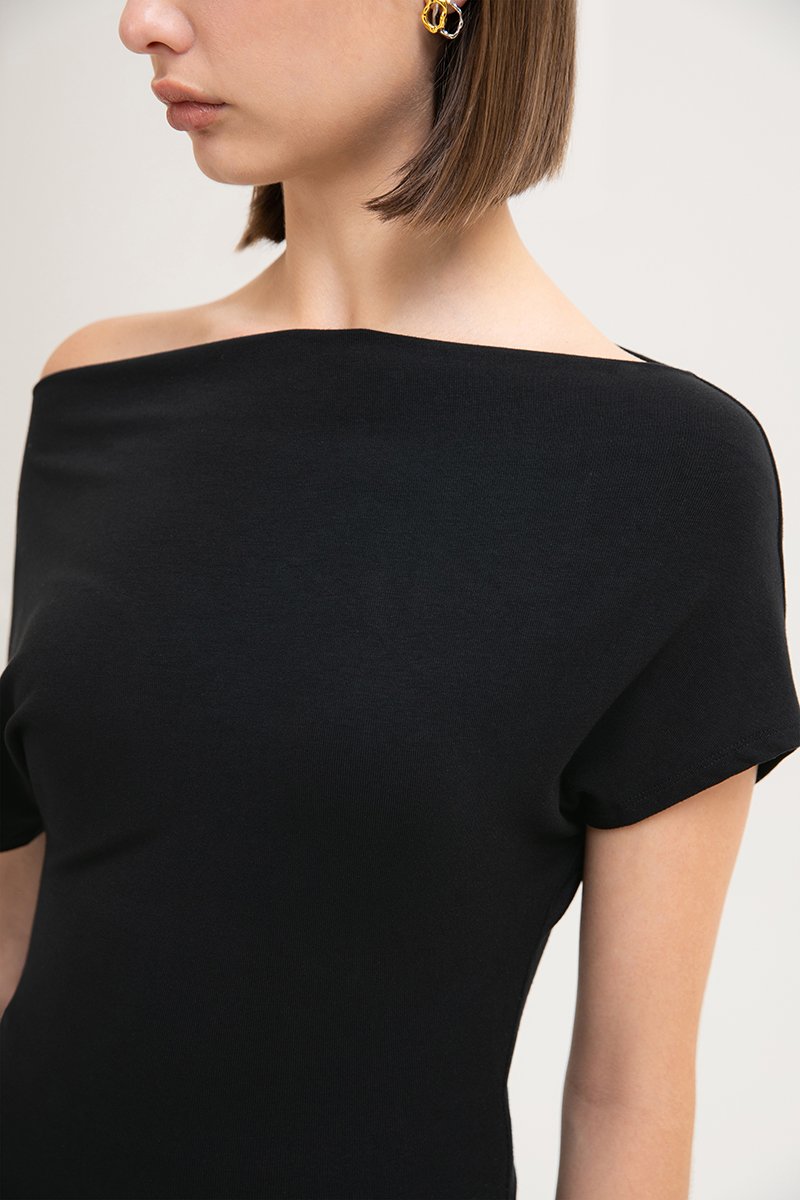 RACHAEL OFF SHOULDER TEE