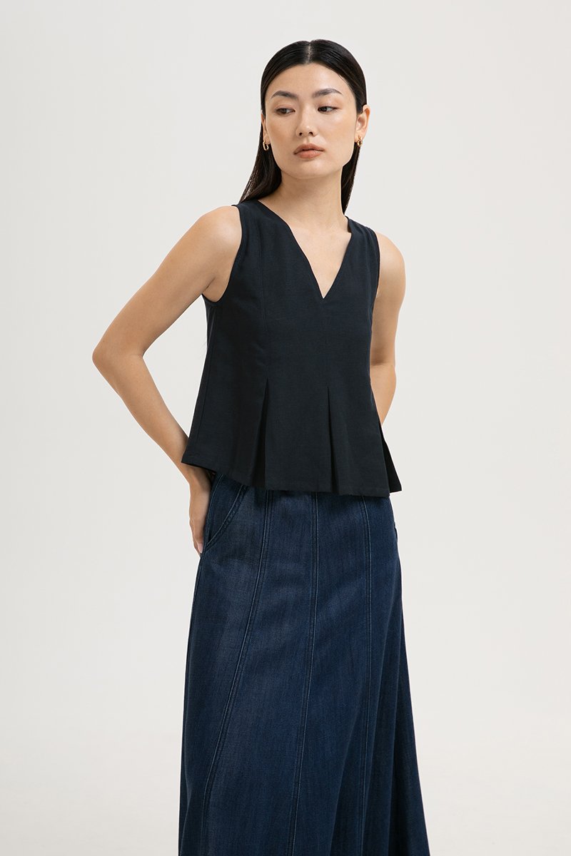 CARLINA PLEATED V NECK TOP