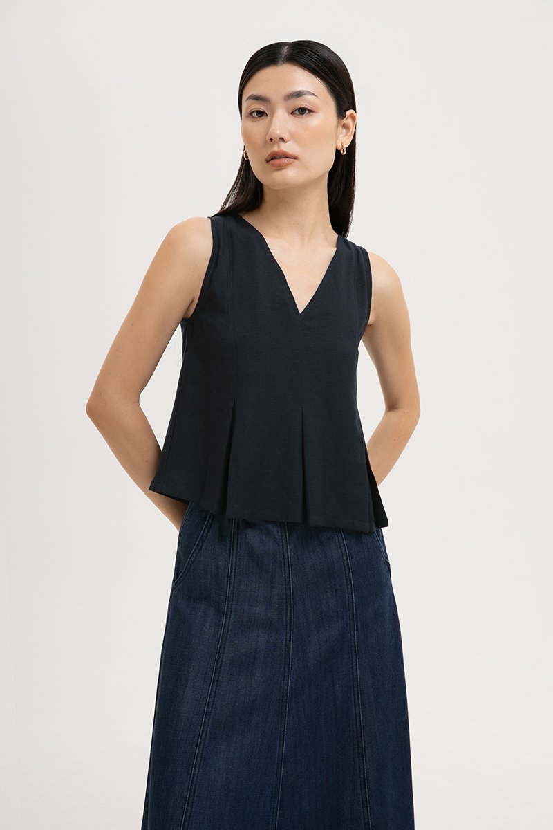 CARLINA PLEATED V NECK TOP