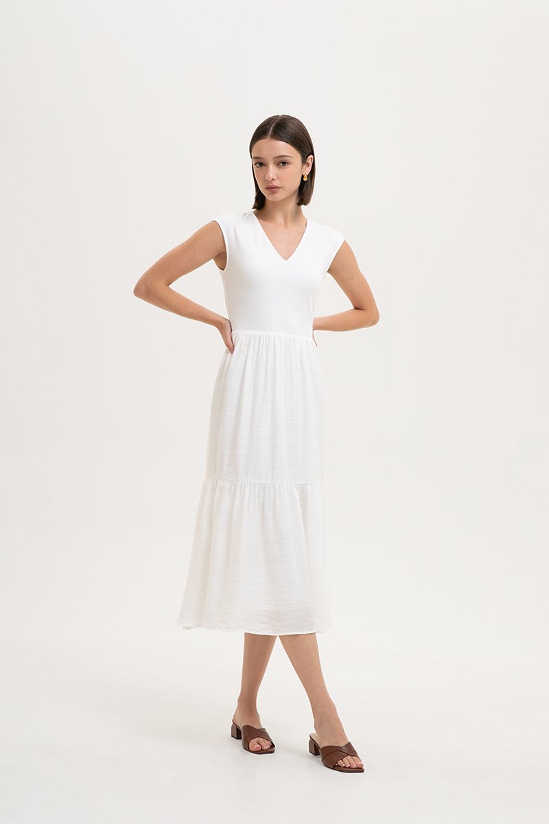 ODELIA V-NECK CONTRAST DRESS