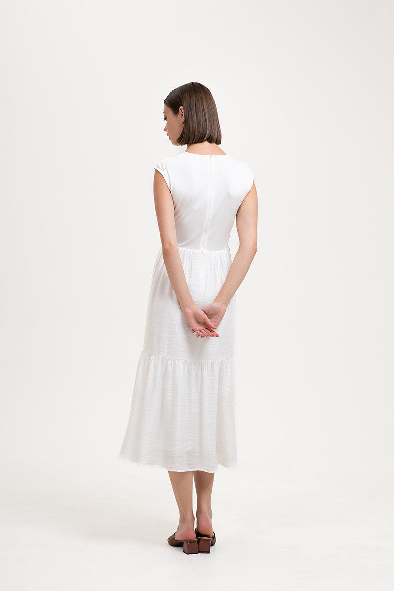 ODELIA V-NECK CONTRAST DRESS