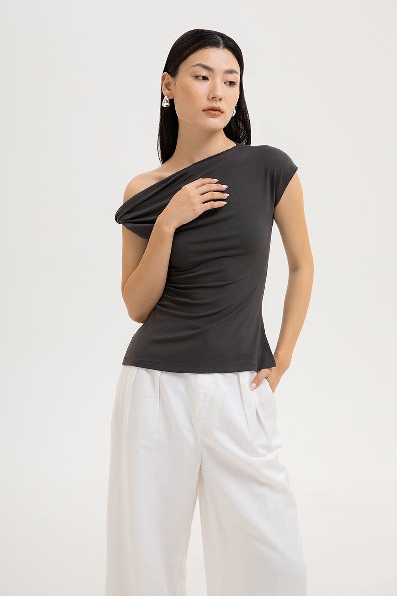 VIKKI ASYMMETRIC TWIST OFF SHOULDER TOP