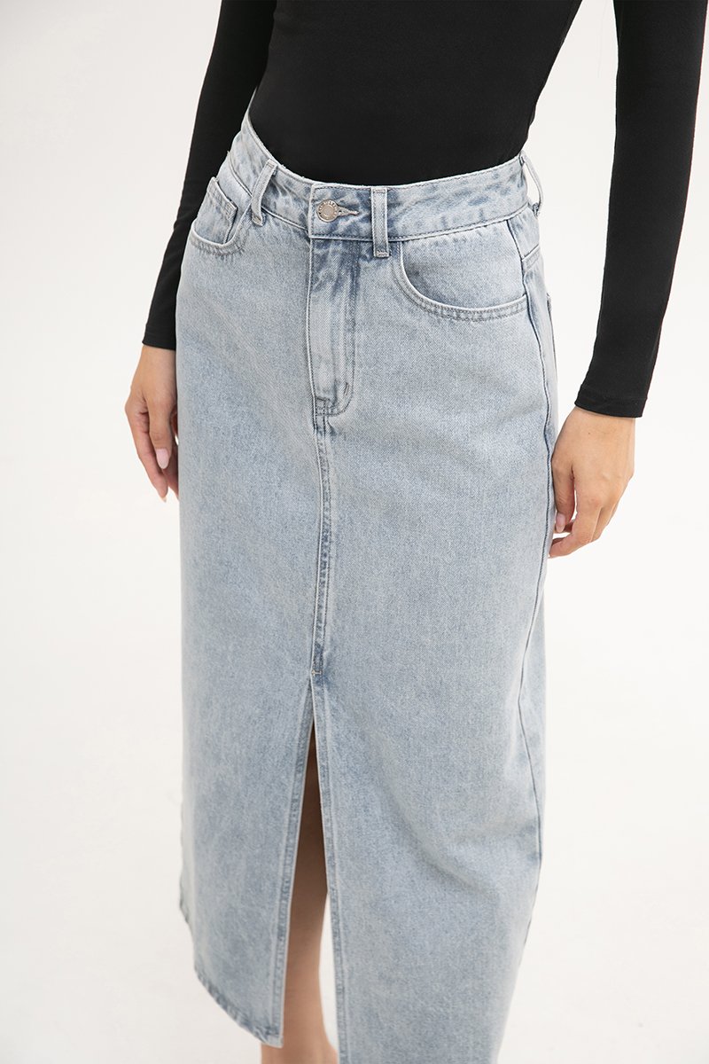 *BACKORDER* SADDIE DENIM MIDI SKIRT W SLIT