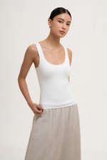 CARLY SCALLOP EDGE RIBBED TANK TOP