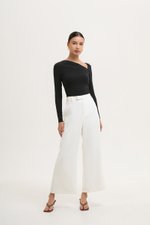 *BACKORDER* CARLIE ASYMMETRIC LONG SLEEVE TOP