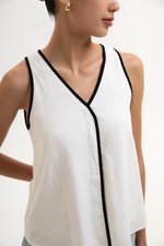 MINKA CONTRAST LINEN TOP