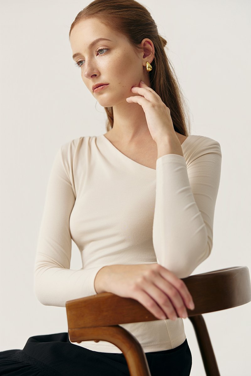 CARLIE ASYMMETRIC LONG SLEEVE TOP
