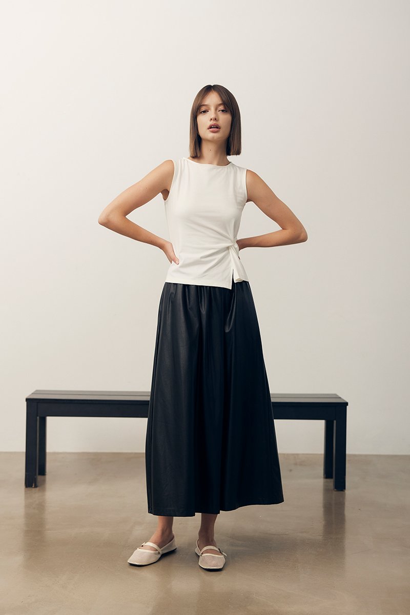 MISSHA FLARE LEATHER SKIRT MISSHA FLARE LEATHER SKIRT