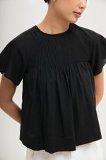 ESRA PIN TUCK FLUTTER SLEEVES TOP