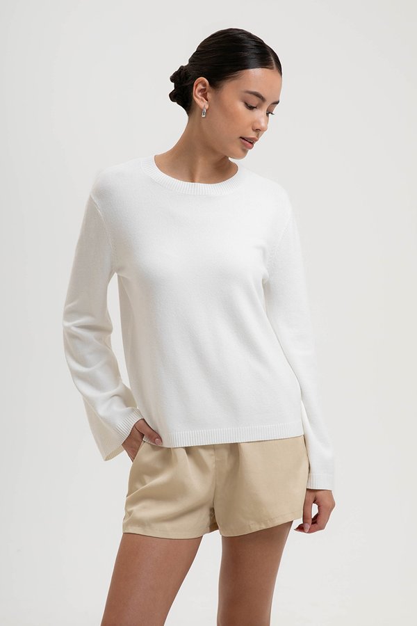 GRAZIA FLARE SLEEVED SWEATER TOP