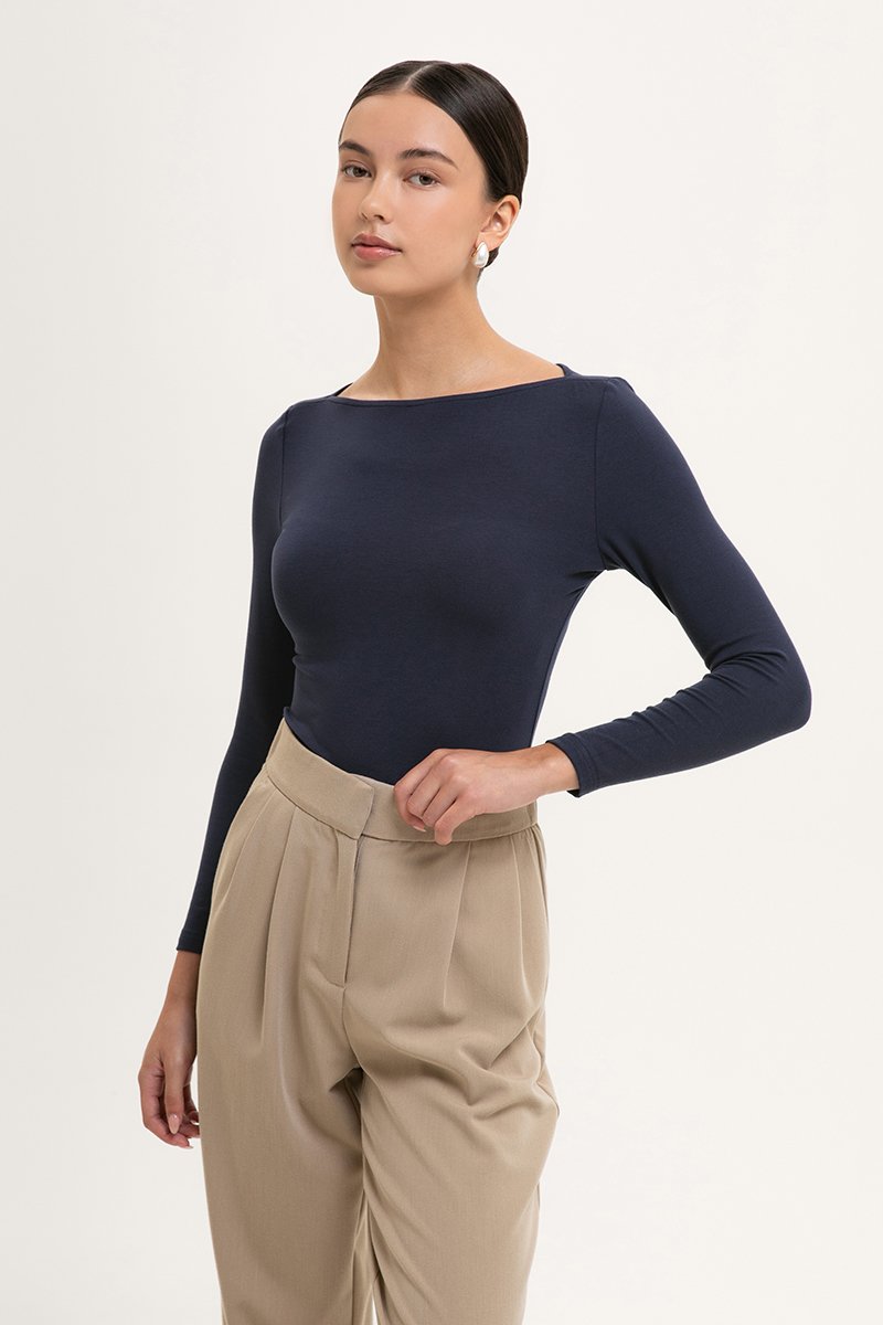 ZOE BOAT NECK LONG SLEEVE TOP