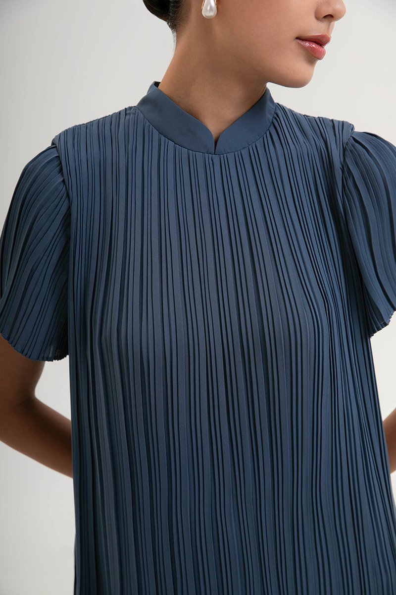 NOURIA PLEATED MAXI CHEONGSAM W SASH