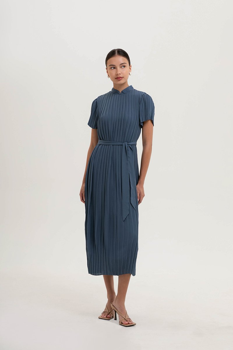 NOURIA PLEATED MAXI CHEONGSAM W SASH