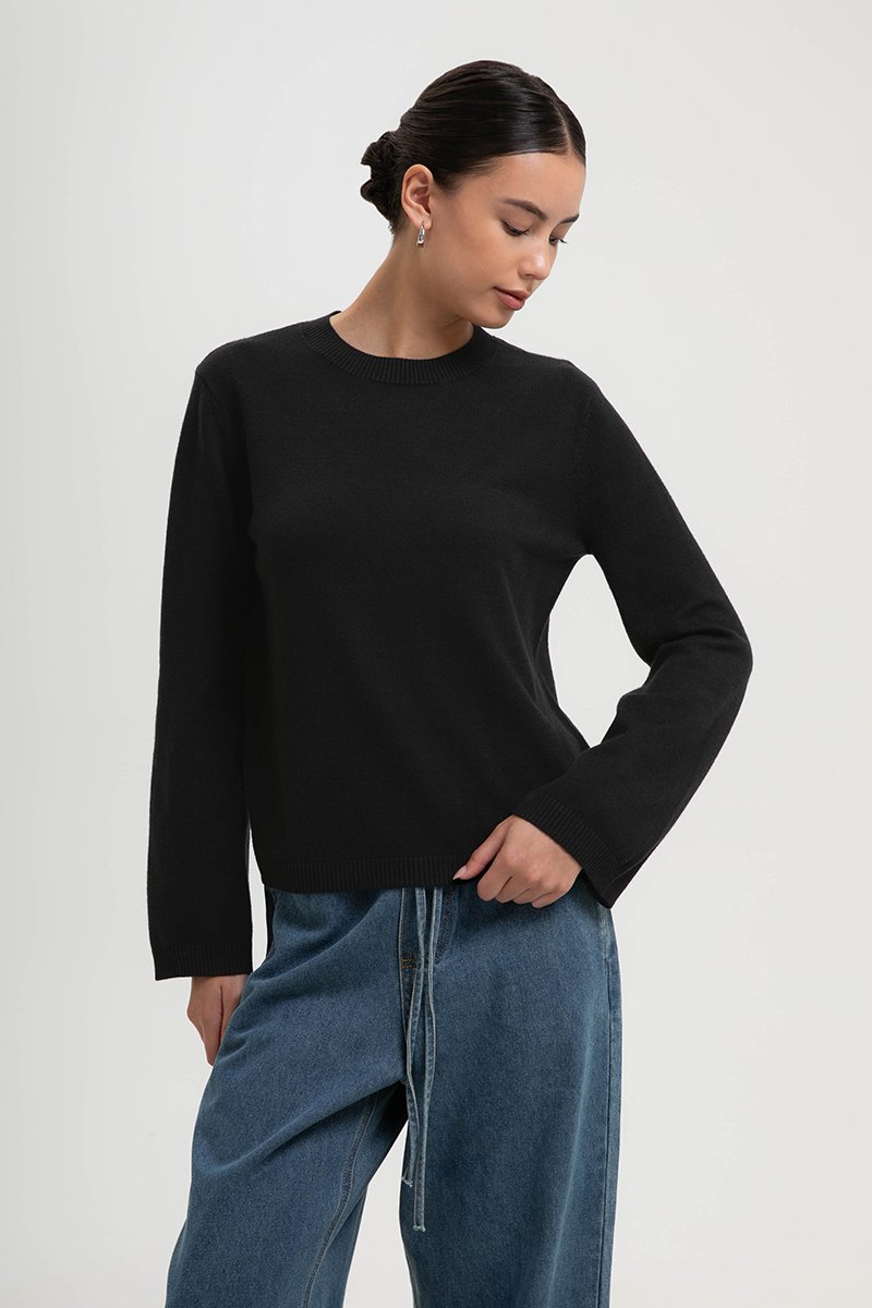 GRAZIA FLARE SLEEVED SWEATER TOP