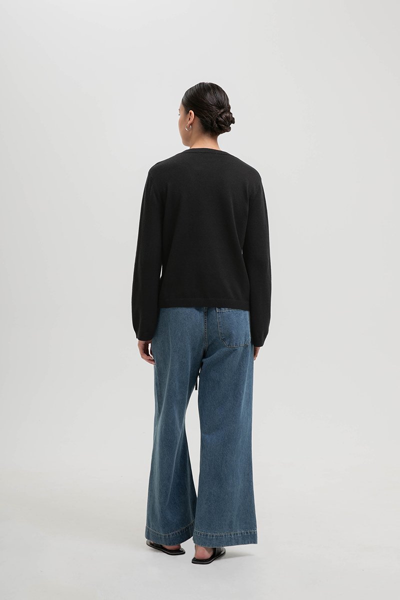 GRAZIA FLARE SLEEVED SWEATER TOP